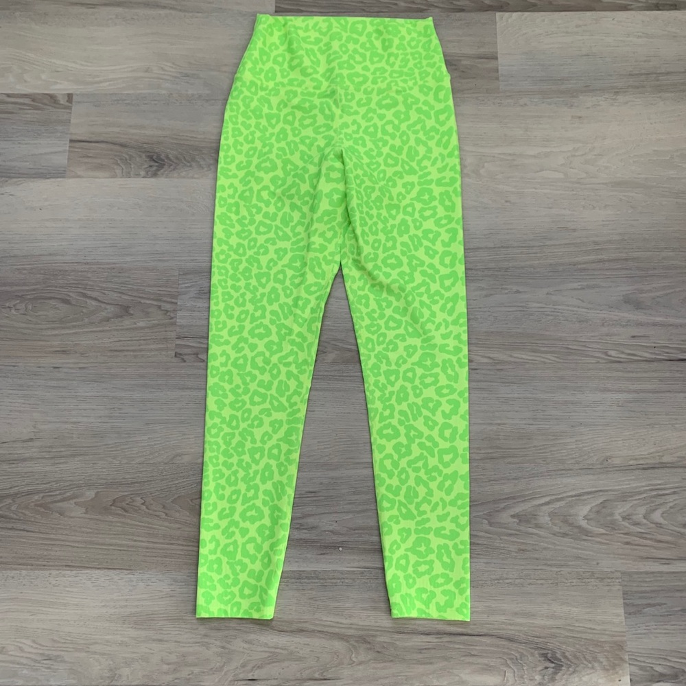 Beach Riot stretch pants sz Lrg